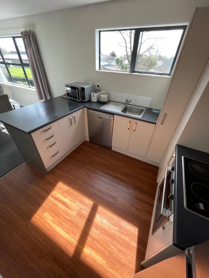 Appartamento Quiet, New, Sunny Cnzhouse On Upstairs Near Cbd Christchurch Esterno foto