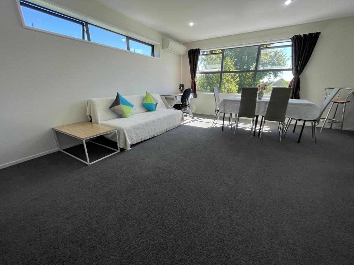Appartamento Quiet, New, Sunny Cnzhouse On Upstairs Near Cbd Christchurch Esterno foto